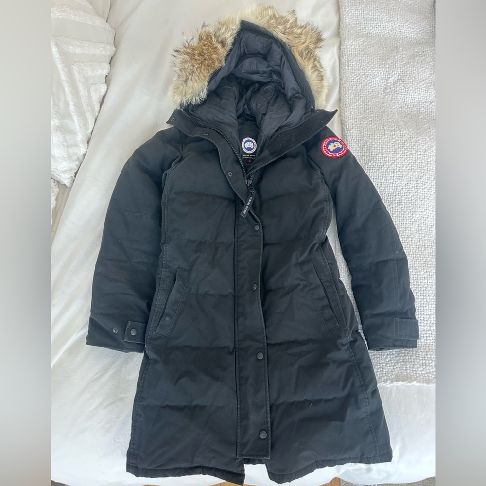 Women’s Canada Goose Jacket Size Small